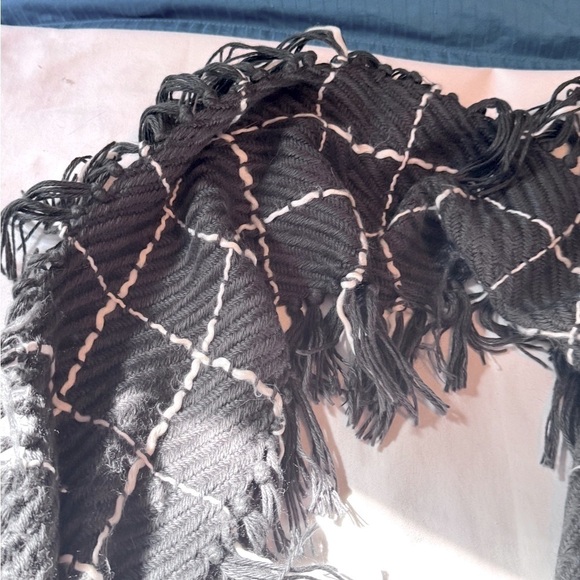 🧣Stunning Incredibly Soft Vintage Jacob & Co Acrylic Wool Cozy Scarf🧣 - Picture 14 of 16